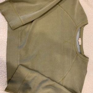 Cropped green sweater